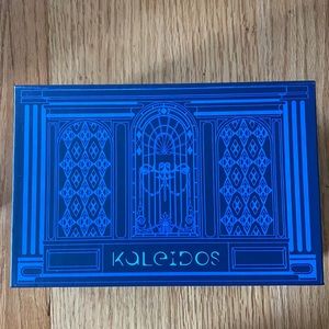 Kaleidos Makeup Club Nebula Palette